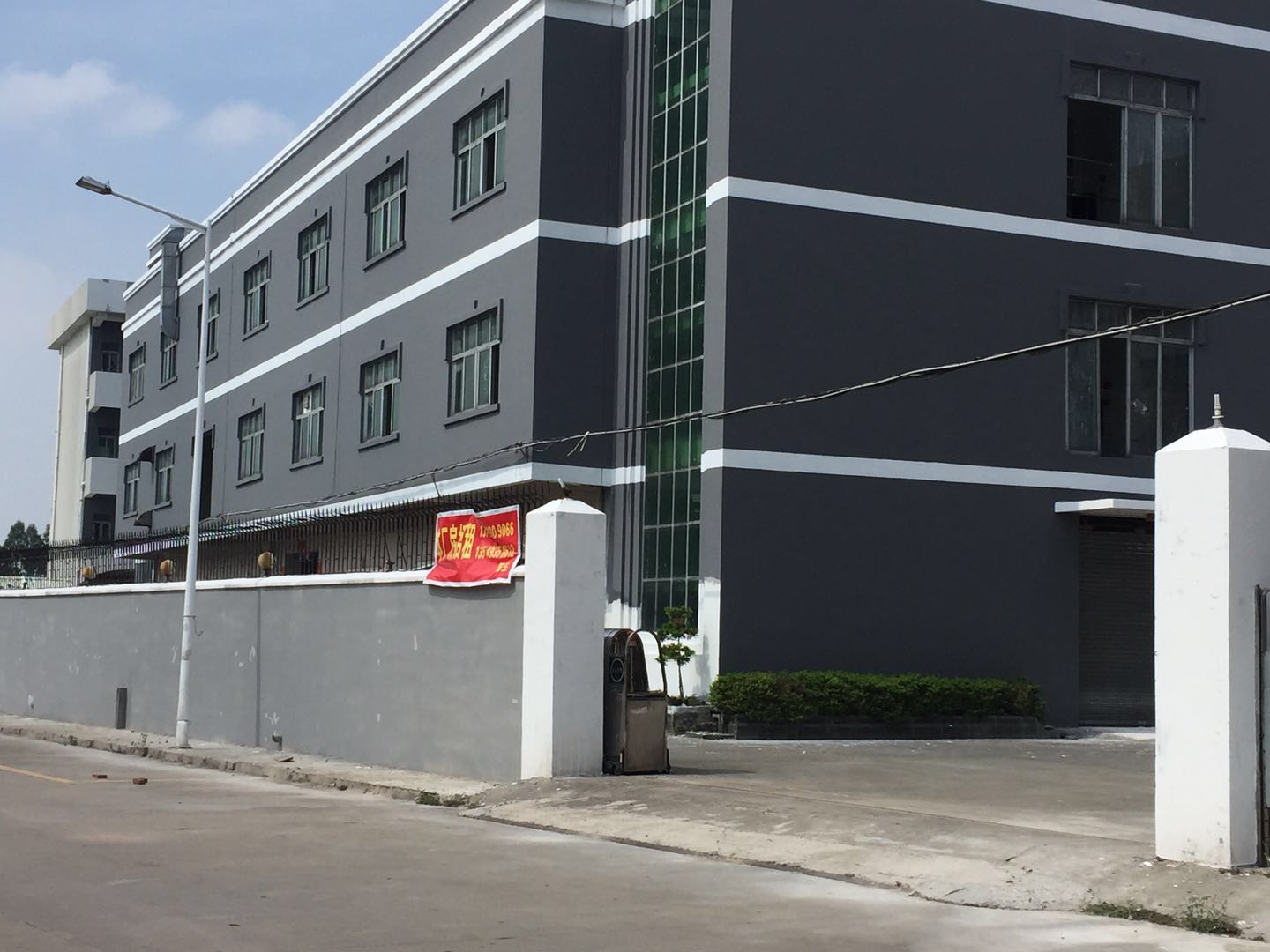 東莞企石新出原房東獨(dú)門獨(dú)院標(biāo)準(zhǔn)廠房3900平方出租