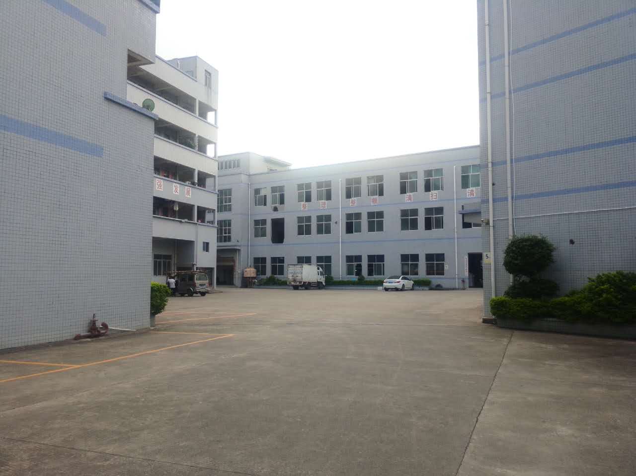 東莞橫瀝新出原房東標準廠房分租二樓450平方廠房出租